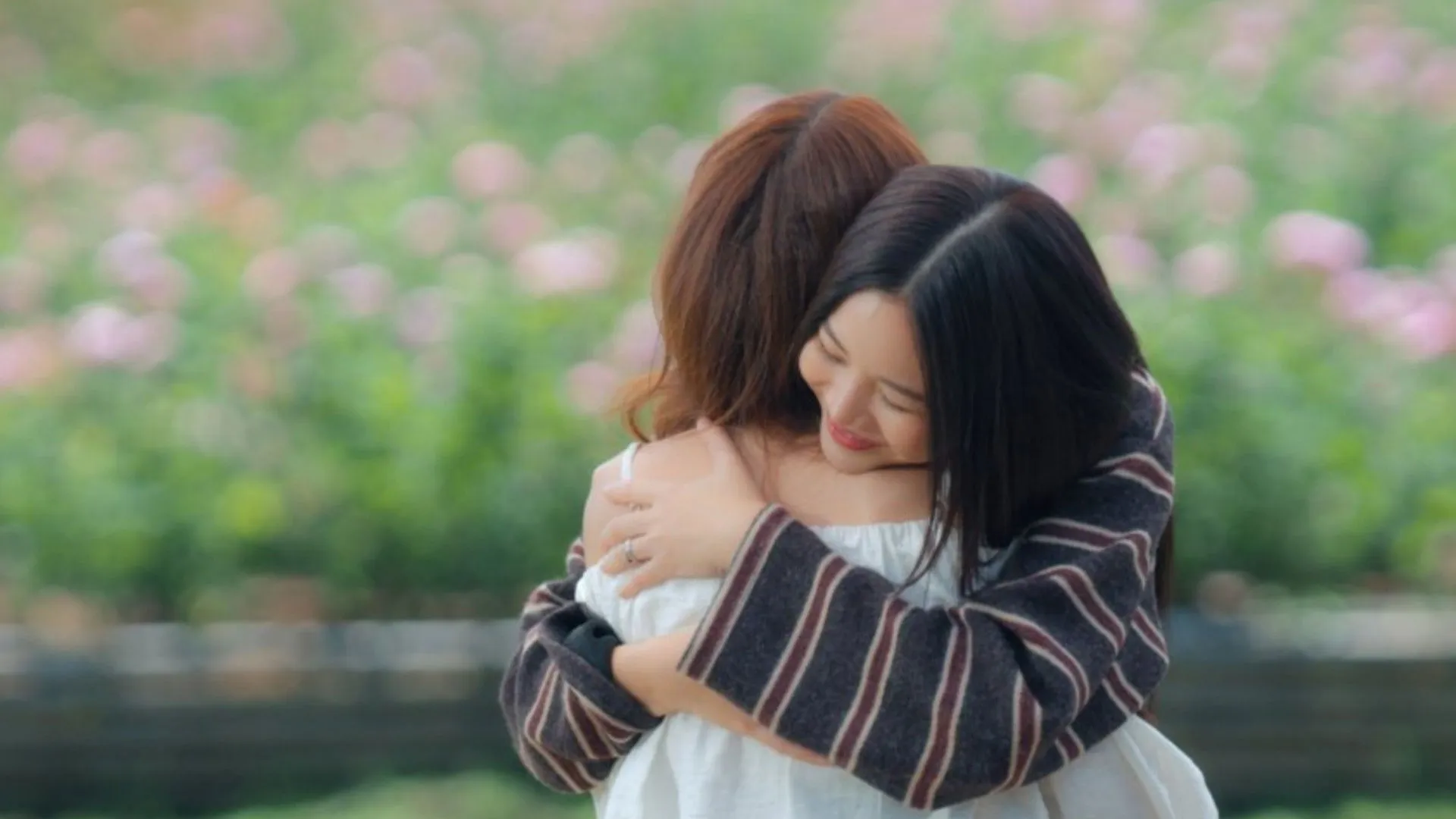 The Earth - Season 1